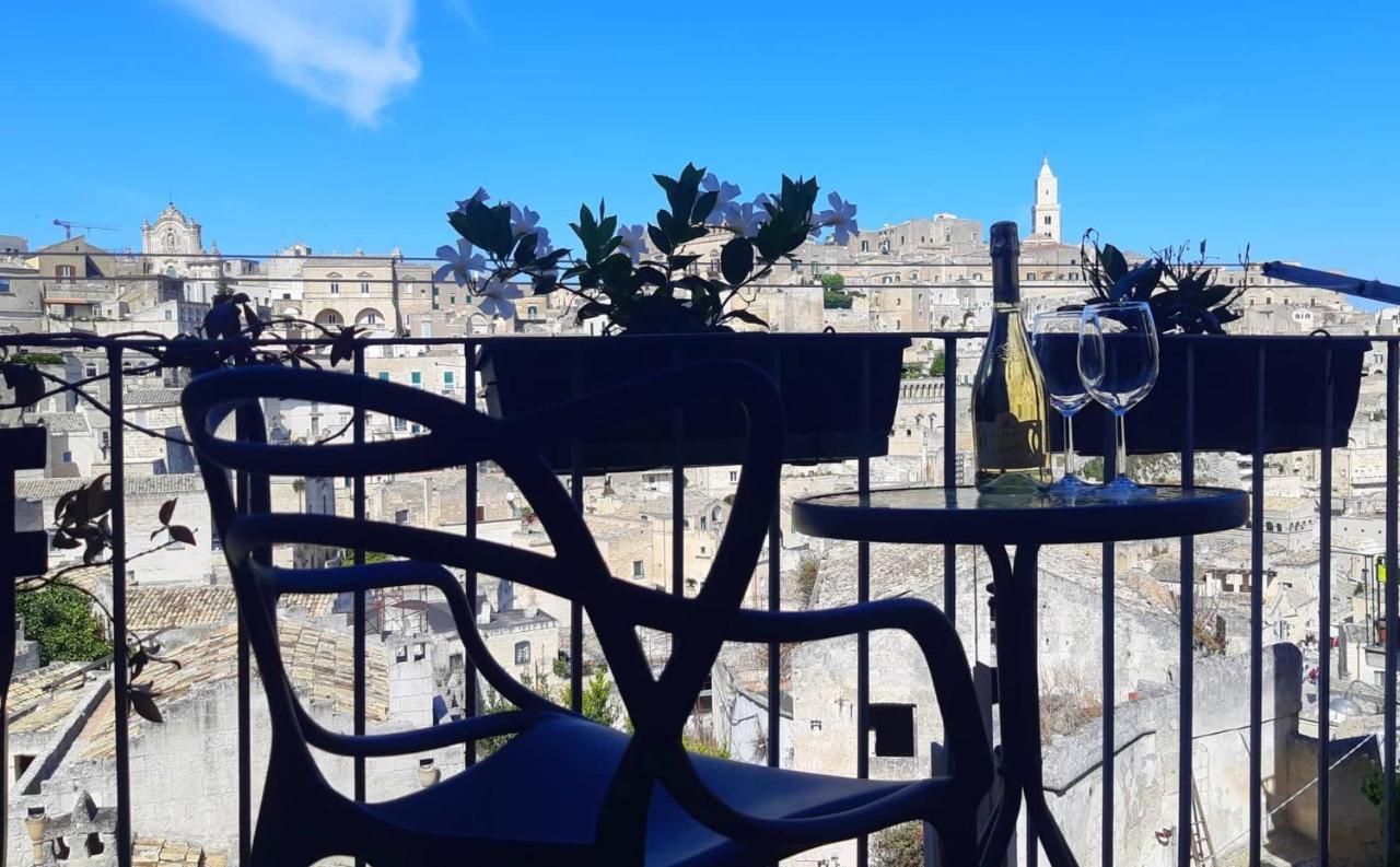 Lo Scorcio, Casa Vacanza Nel Cuore Dei Sassi Con Vista Incantevole Con Self Check-In Matera Kültér fotó